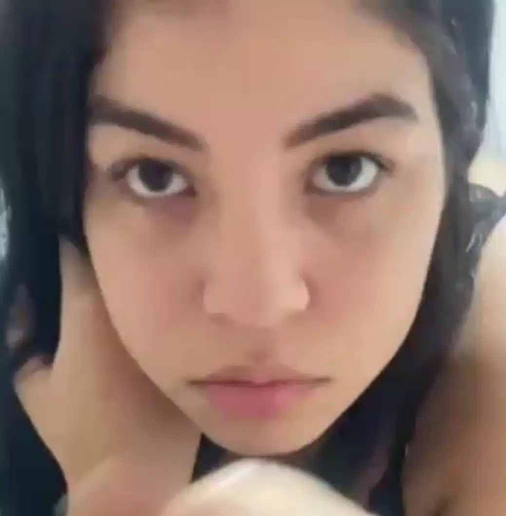 Caroline Vitória (Yaholivv) Melhores Videos Porno Onlyfans Grátis