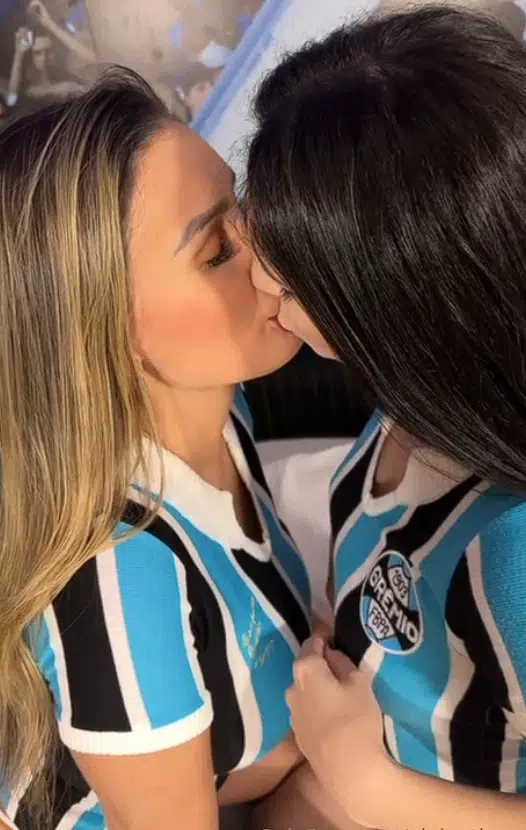 Giovanna Lautier transando com Andressa Urach